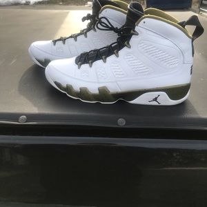 Jordan 9 retro